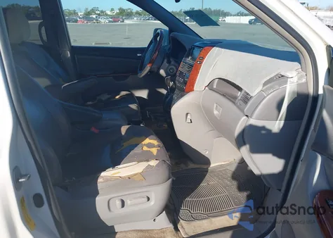 2005 Toyota Sienna Xle Limited z USA, uszkodzony, nr VIN 5TDZA22C05S281809